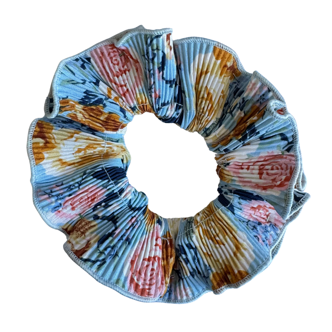 Colet Doble Plisado Floral Celeste