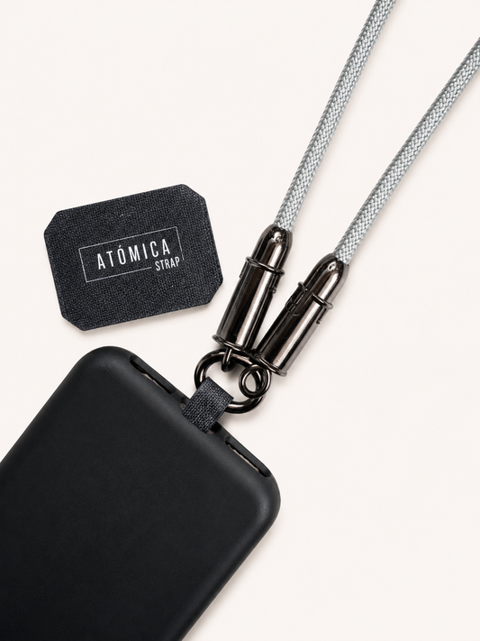 Cuerda Gris Cable USB-C colgante celular