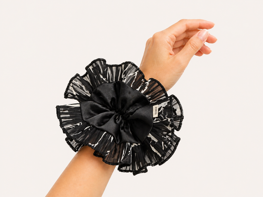 Colet Lulu Black