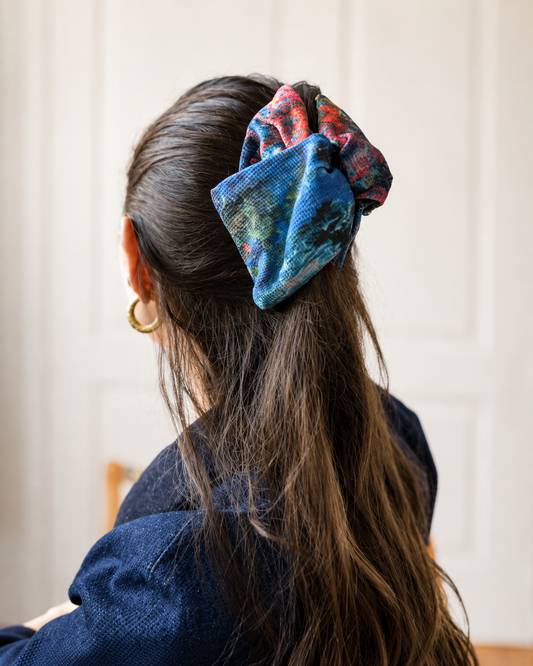 Pinche Bow Blue Art
