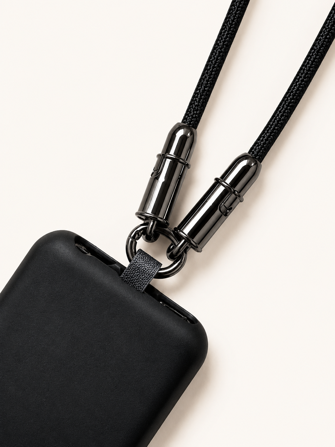 Cuerda Negra Cable USB-C colgante celular