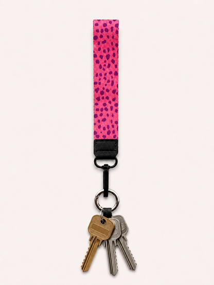 Lanyard Corto Rosado Puntitos