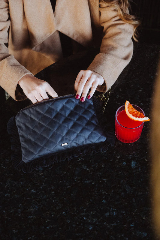 Clutch Savage Black Leather