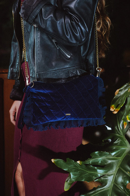 Clutch Savage Navy Velvet