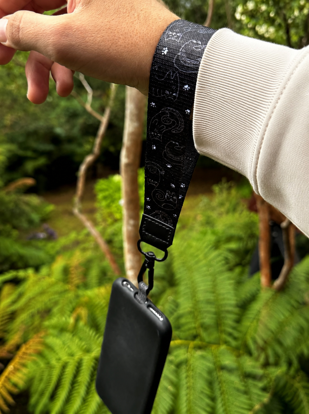 Lanyard Corto Negro Gatos