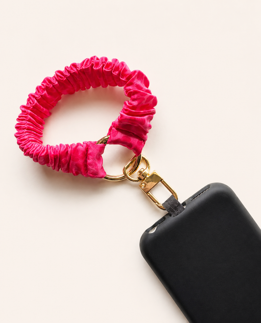 Llavero colet seda animal print rosado